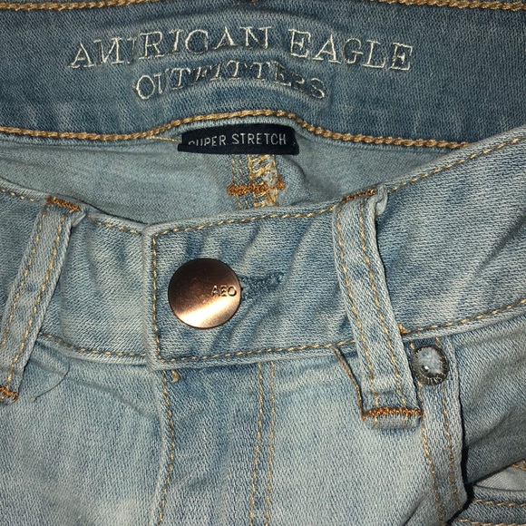 stretchy cutoff shorts - Picture 2 of 3